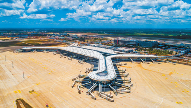 海口美兰国际机场二期扩建项目主体工程完工